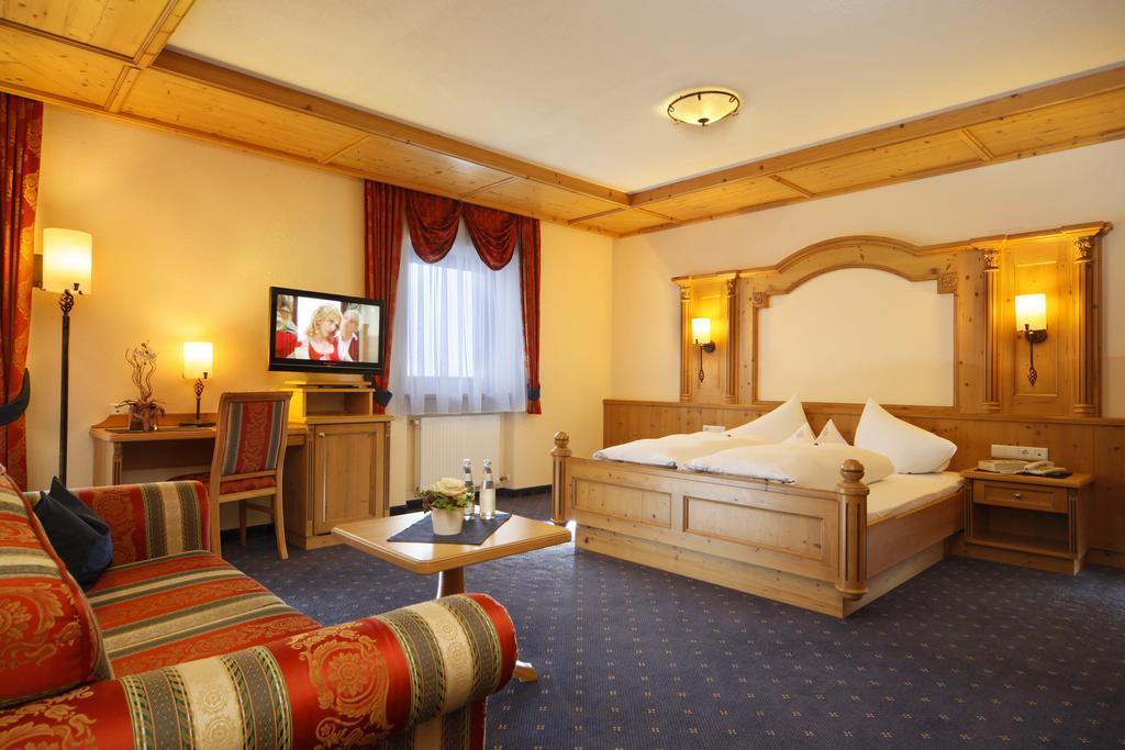 Hotel Plunhof Ridanna Esterno foto