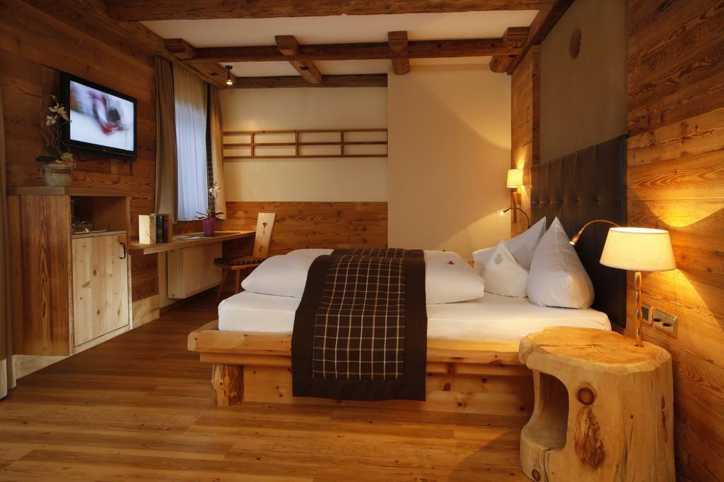 Hotel Plunhof Ridanna Esterno foto