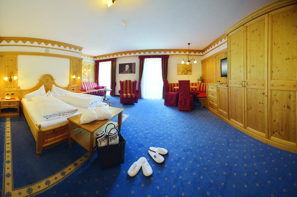 Hotel Plunhof Ridanna Esterno foto