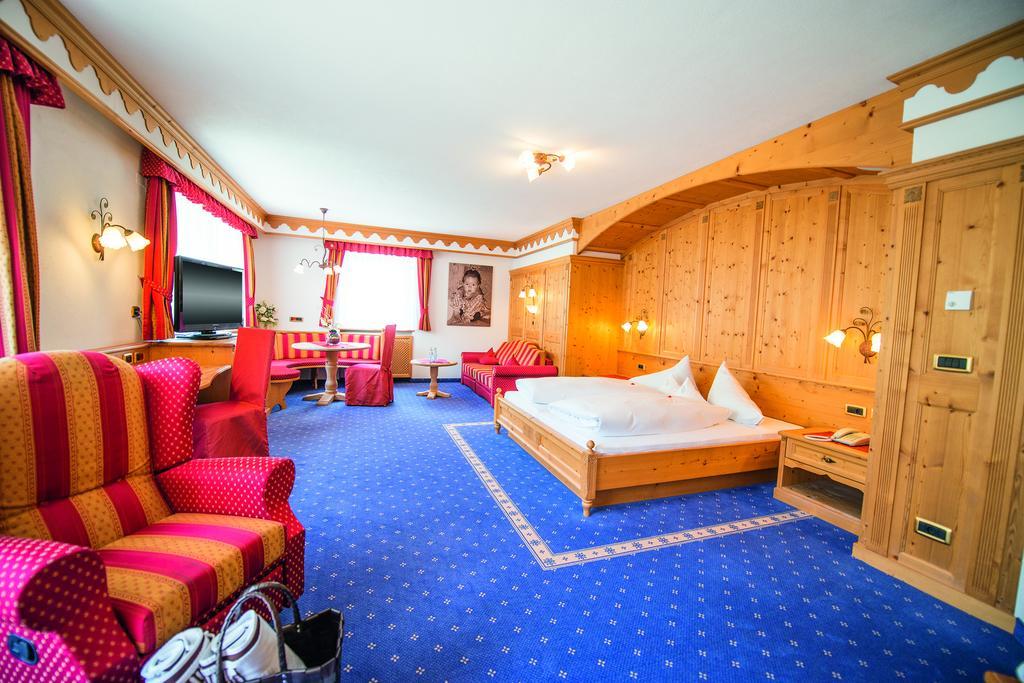 Hotel Plunhof Ridanna Esterno foto